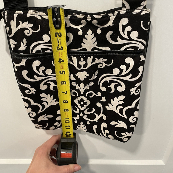 Thirty One Parisian Pop Black White Crossbody Shoulder Bag Zipper Organizer - Picture 4 of 6